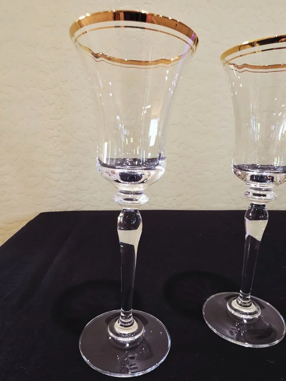 1987-2010 Jamestown Clear Gold Trim Mikasa Crystal Luxury Wine Glasses Glass x 2